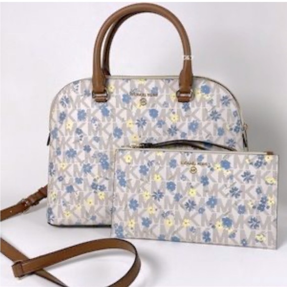 MK Cindy Dome (Large) and matching wallet!!! - Picture 1 of 1